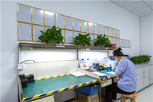 東莞按鍵生產廠家介紹影響硅膠按鍵質量的6點因素