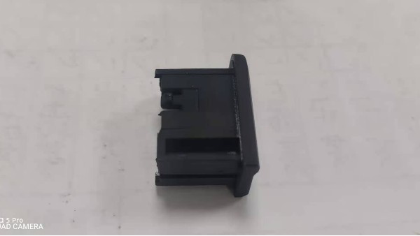激光打標加工廠哪家好？根源硅膠如何？